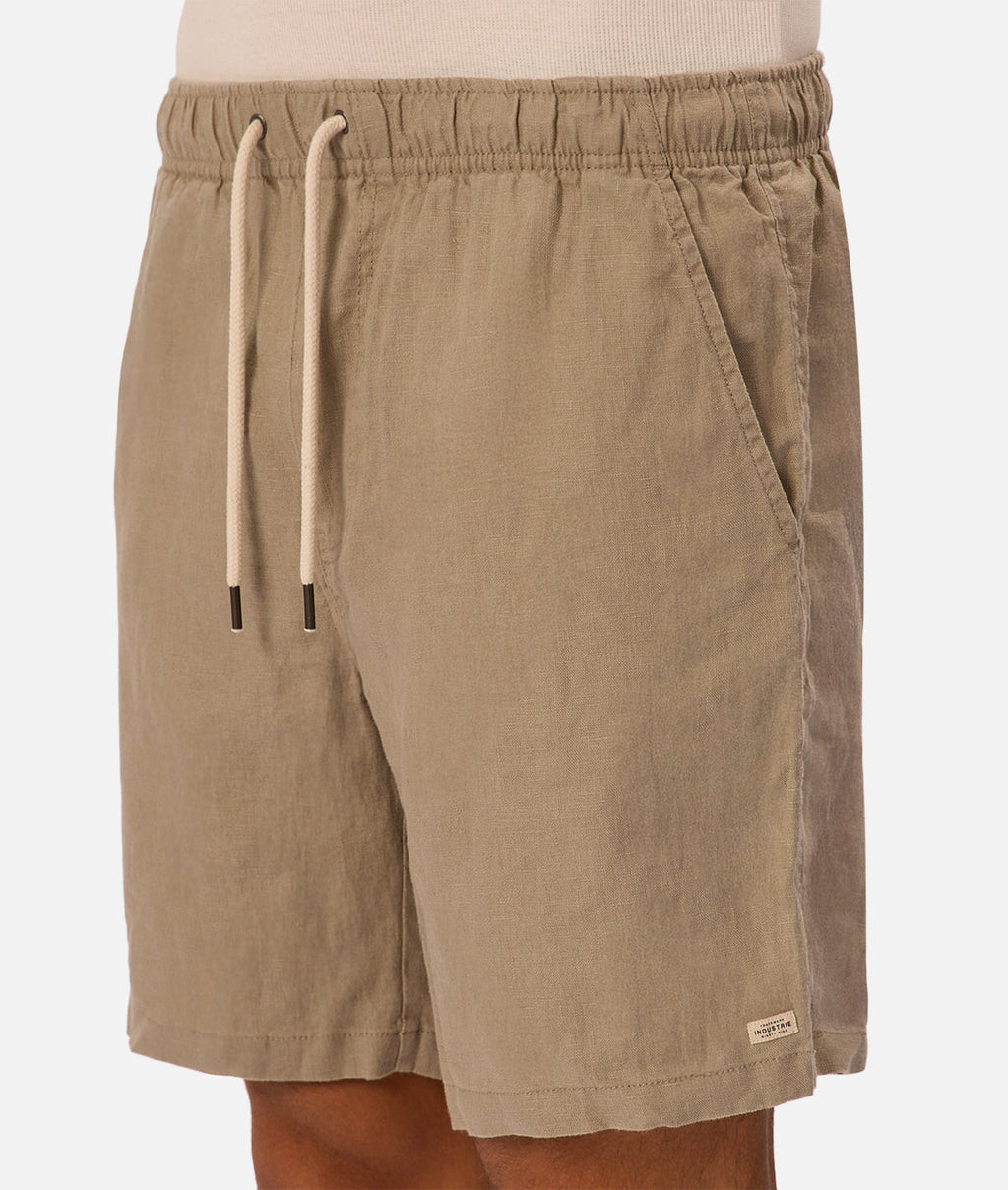 Industrie The Marina Linen Short - Moss in MOSS