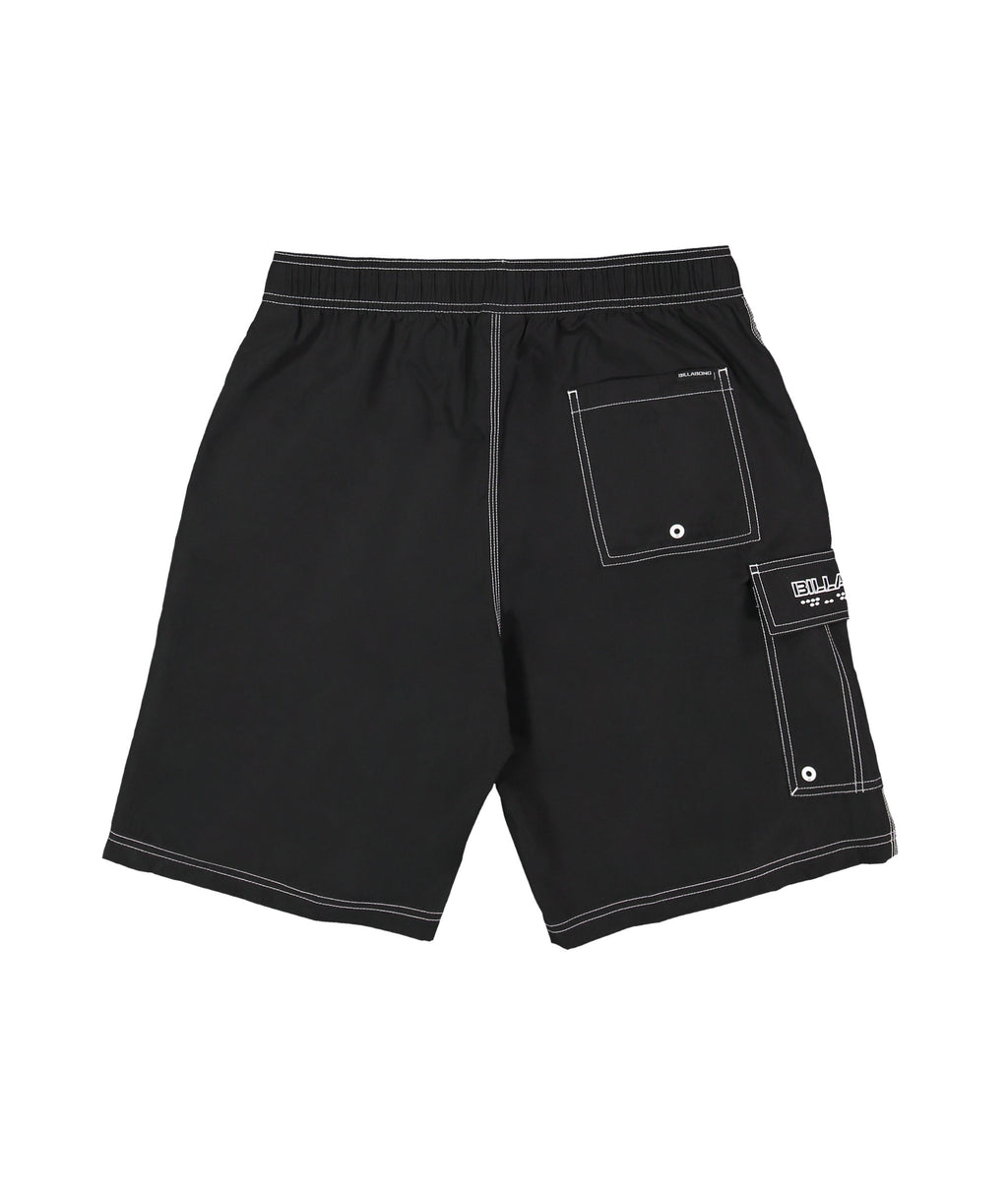 Billabong Throw On in BLACK