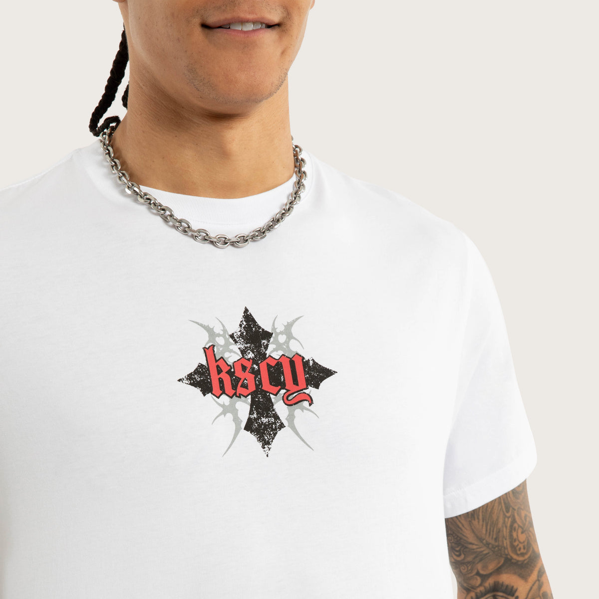 Kiss Chacey Liturgy Dual Curved Tee in Optical White