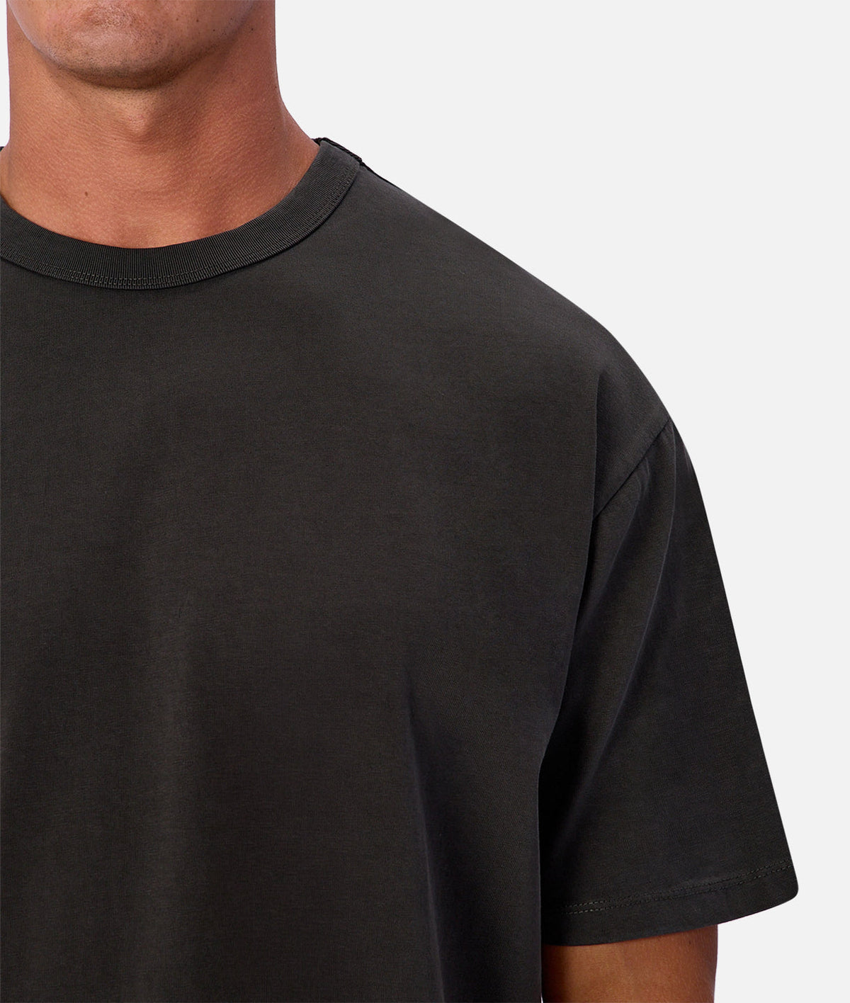 Industrie The Del Sur Tee - PD Black in PD BLACK