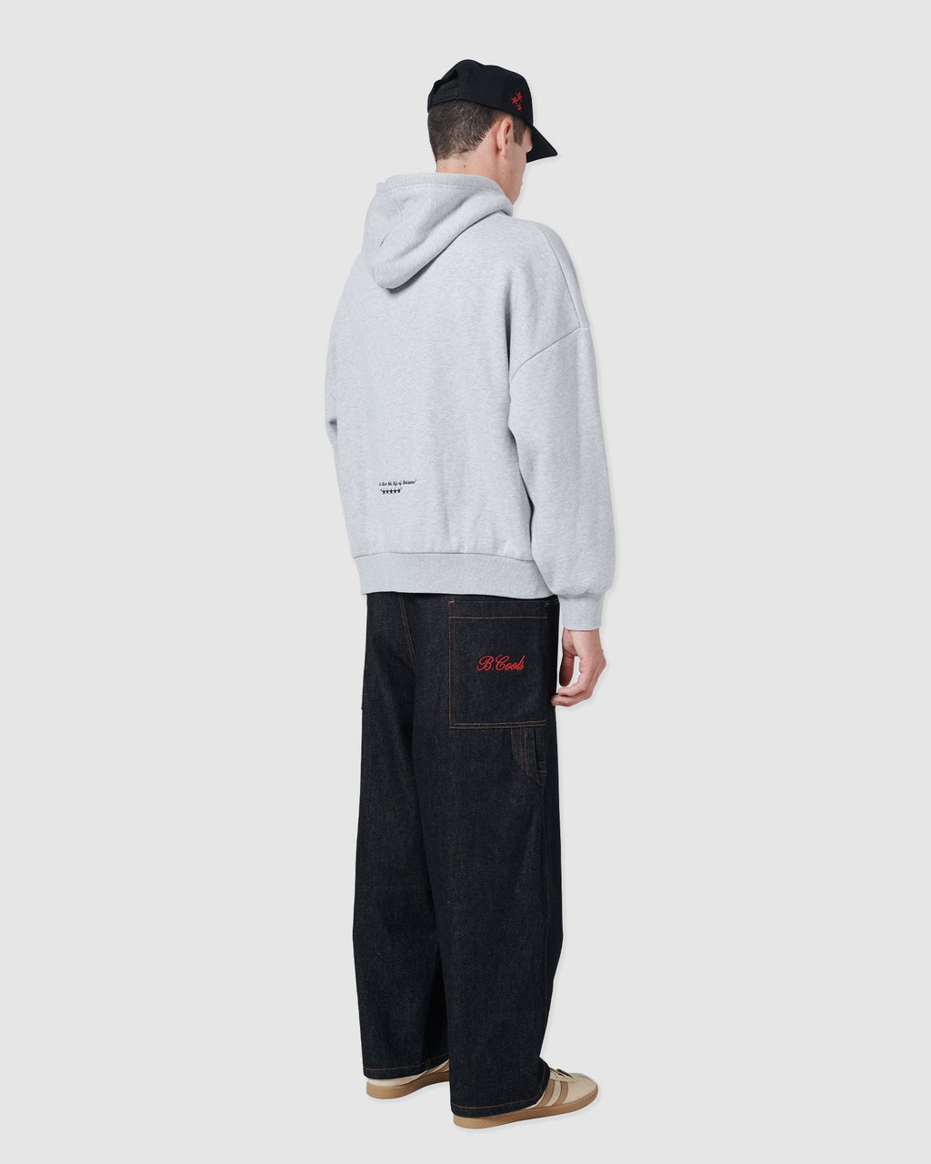 B. Cools scribe hood grey in Single