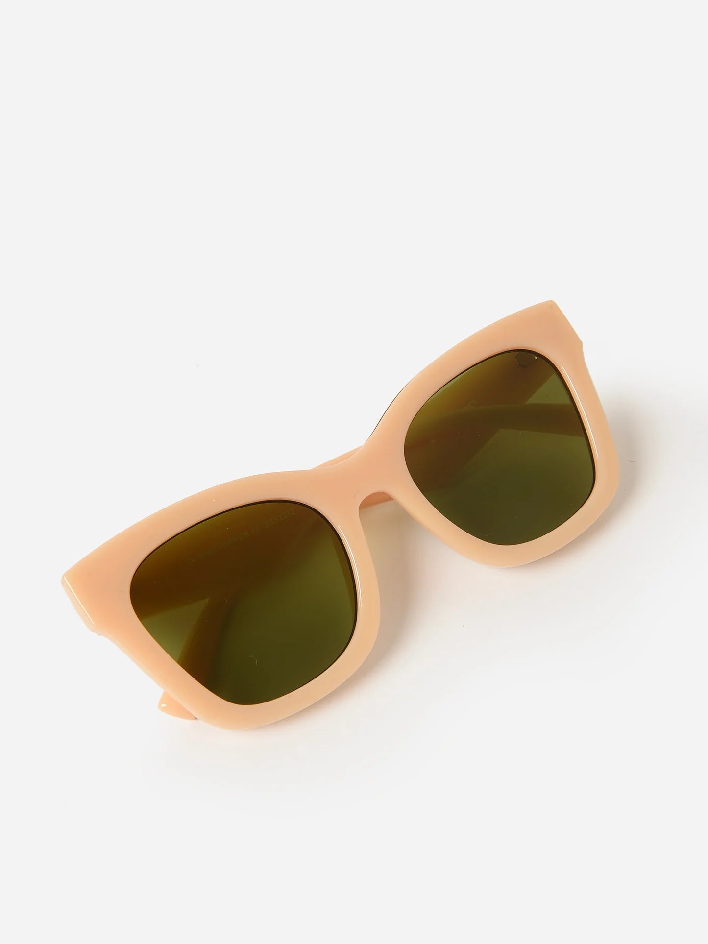 Le Specs Showstopper