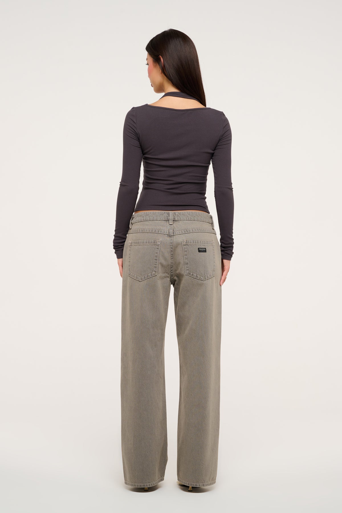 Abrand Jeans Pixie Halter Ls Top in CHARCOAL